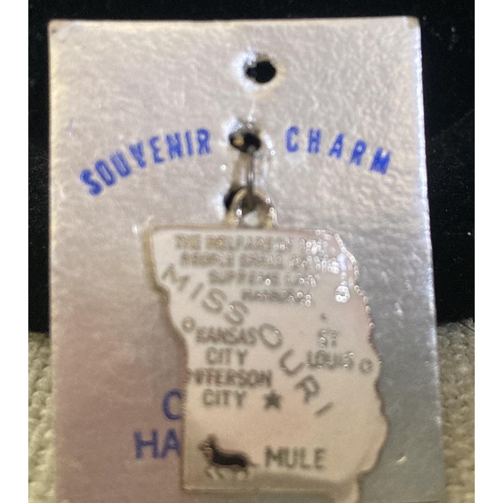 Vintage Missouri State Map Souvenir Charm Hard Enamel White Silver Tone New